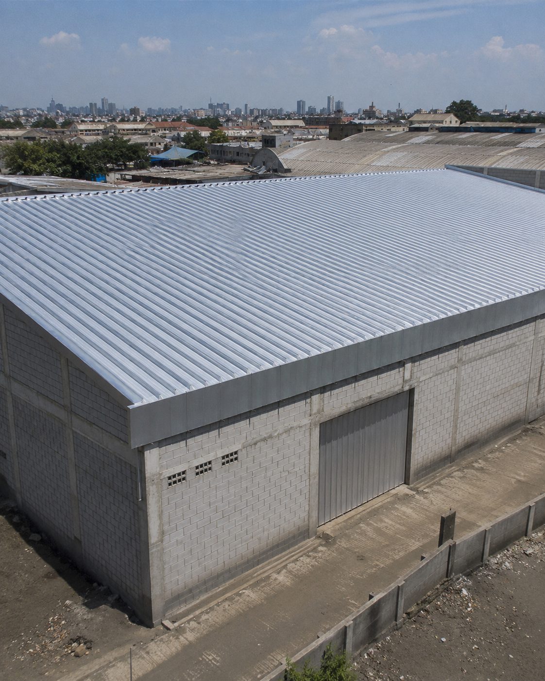 Bodega con Teja Super Mil galvanizada